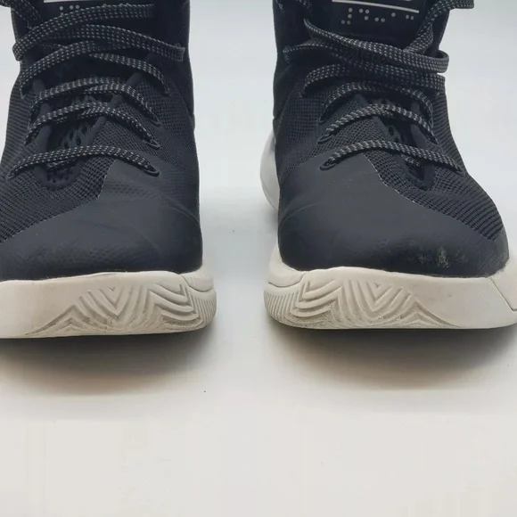 Under Armour Wardell Sc Boy’s Basketball Athletic shoes Size 5.5Y #1295998-001 - Picture 5 of 12